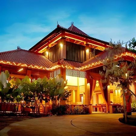 Nyiur Resort Hotel Pangandaran Buitenkant foto